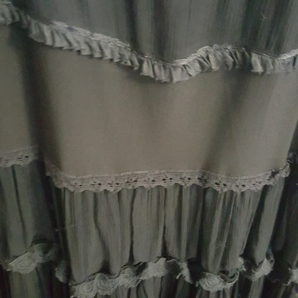 L.A.M.B. Trapese Tiered Tunic - Picture 4 of 9